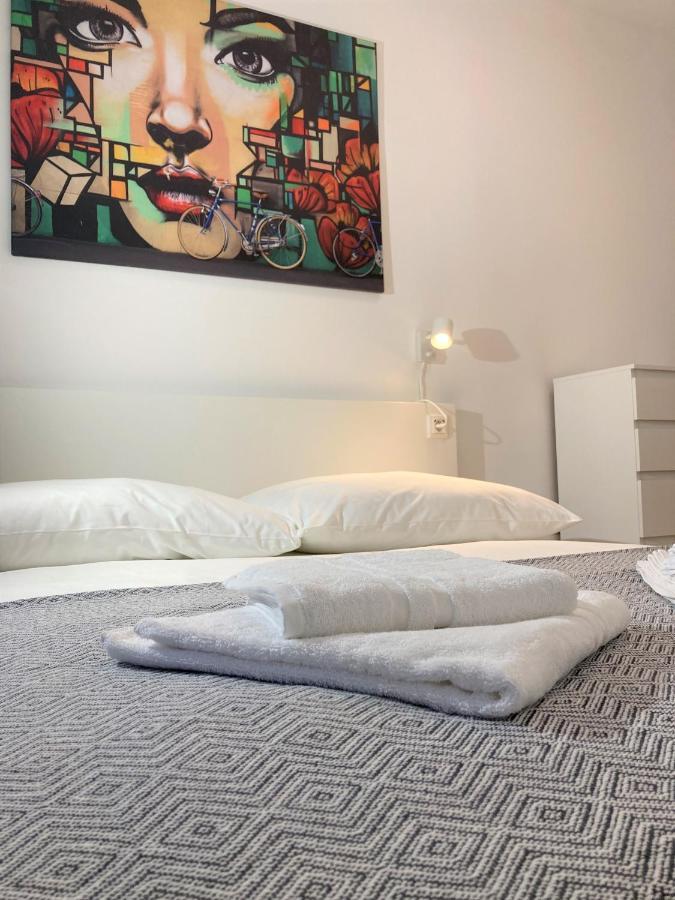 Carillon By Bestchoice - Old City - Self Check-In With Parking Option غراتس المظهر الخارجي الصورة
